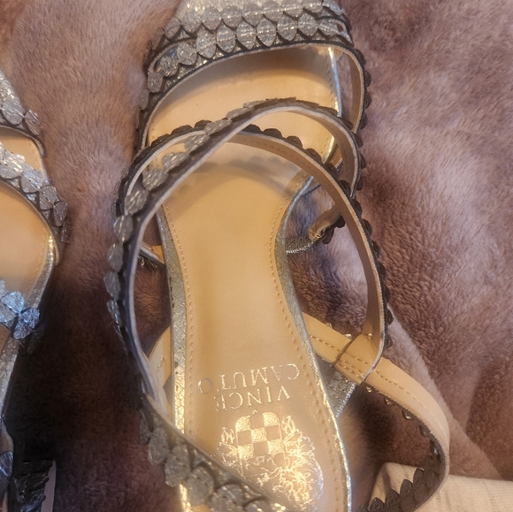 Vince Camuto Ladies Ankle Strap Sandals - Picture 6 of 9
